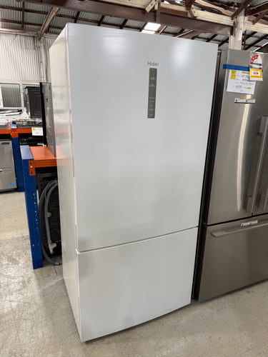 Factory second Haier 498L Bottom Mount Frost Free Fridge HRF520BW - Second Hand Appliances Geebung